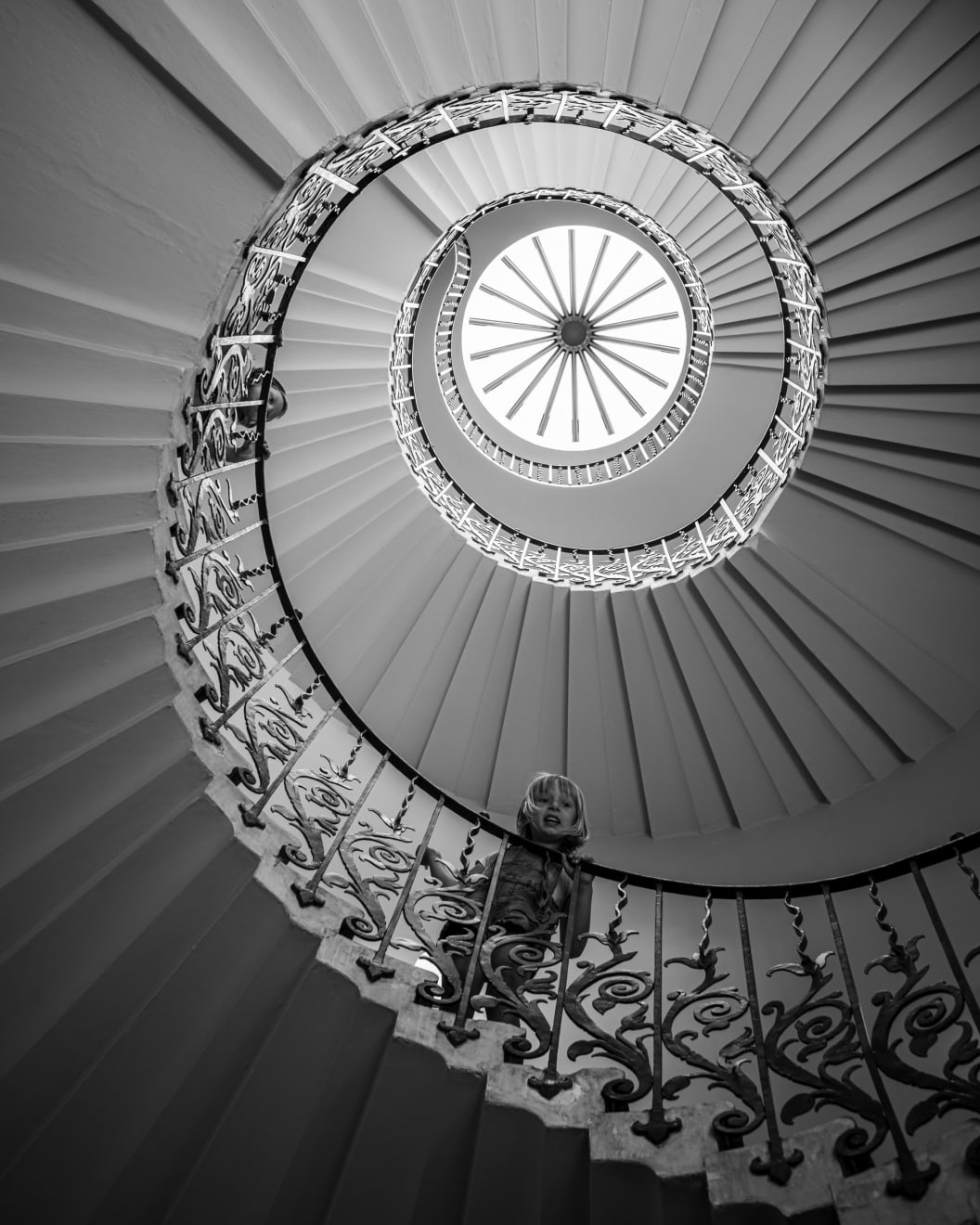 Ant Dailey, Girl At The Tulip Stairs, 2022