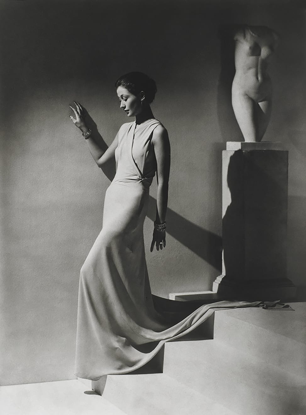 George Hoyningen-Huene, Toto Koopman, Evening dress by Augustabernard, 1934