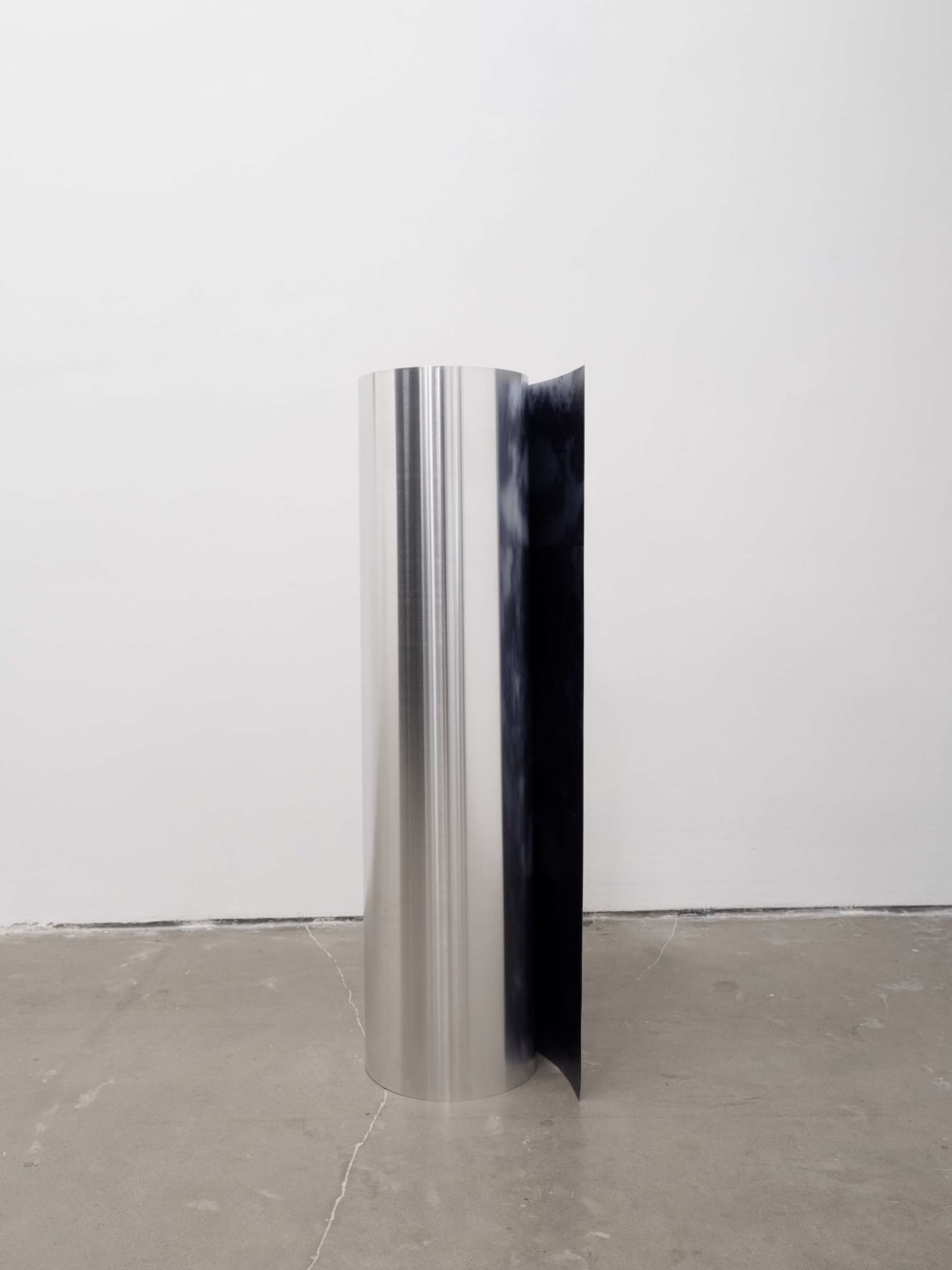 陈萧伊 Chen Xiaoyi, 荒壳心事 Those Meander Worries in Barren Shell Series, 2020-21