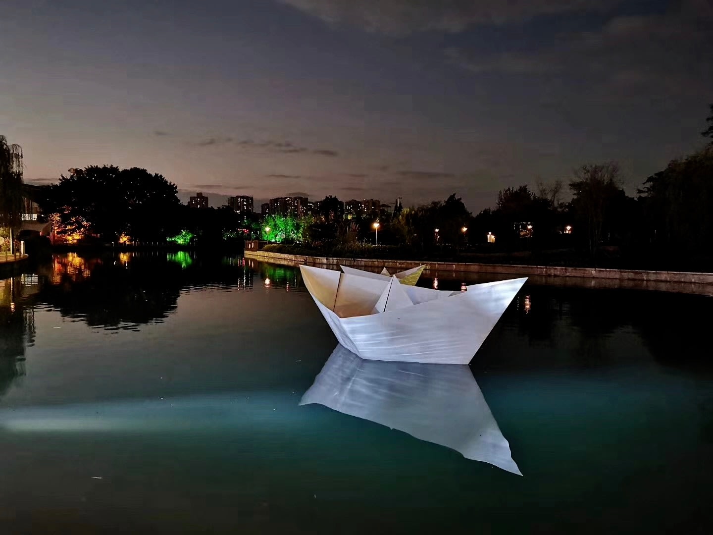 陈秋林 Chen Qiulin, 秋天的船 Boat of Fall, 2019