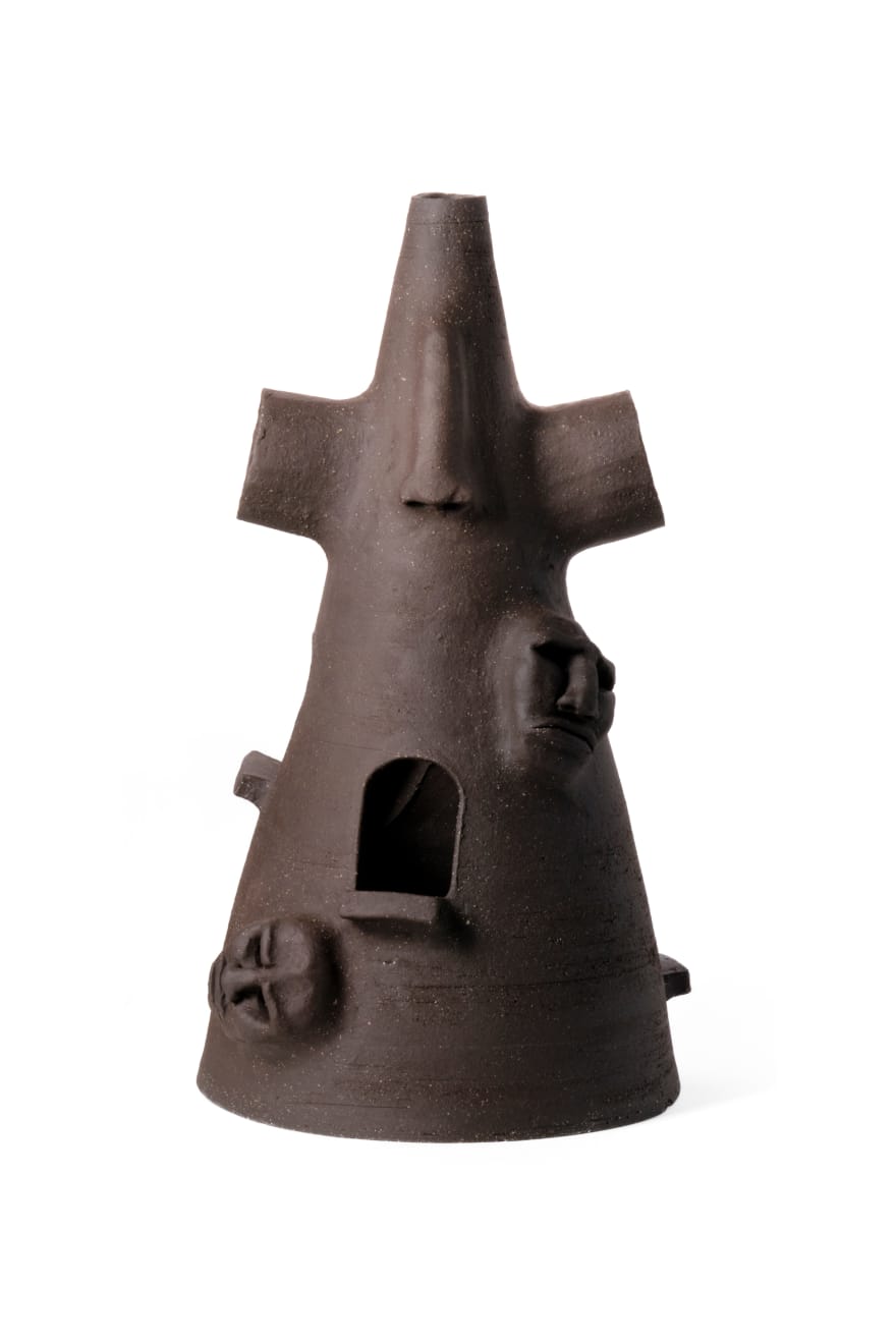 Tahlia Undarlegt, What Divides Us, 2025