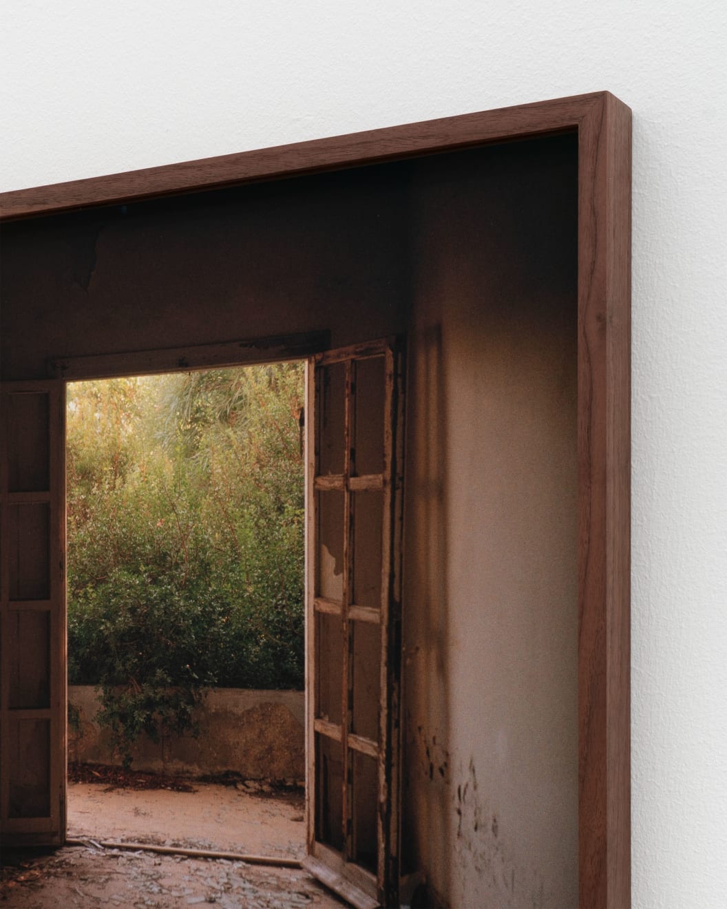 Simona Popovic, Mellem skygge og hjerte #2, 2025