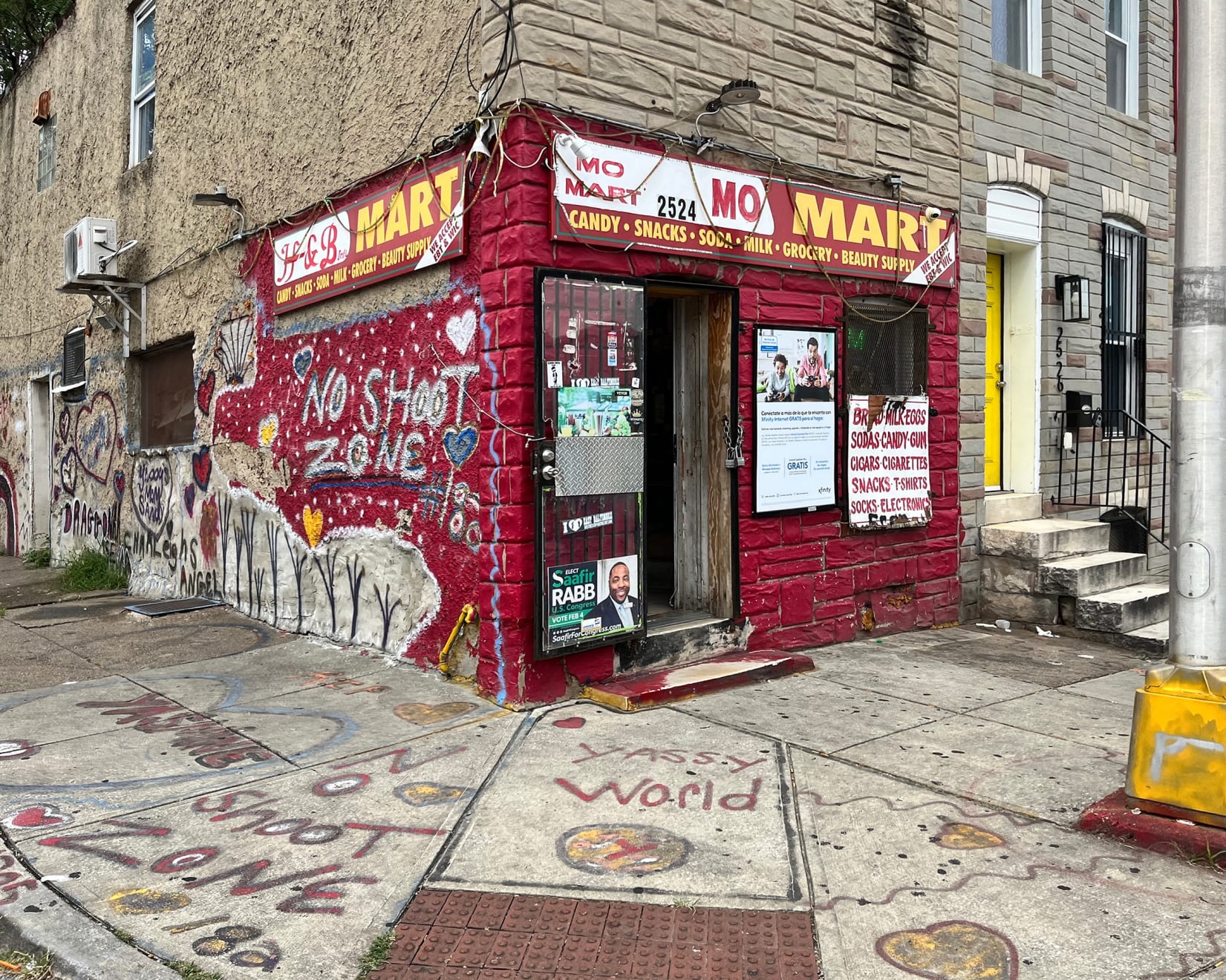 Anna Fox & Karen Knorr, Mart, Baltimore, 2022
