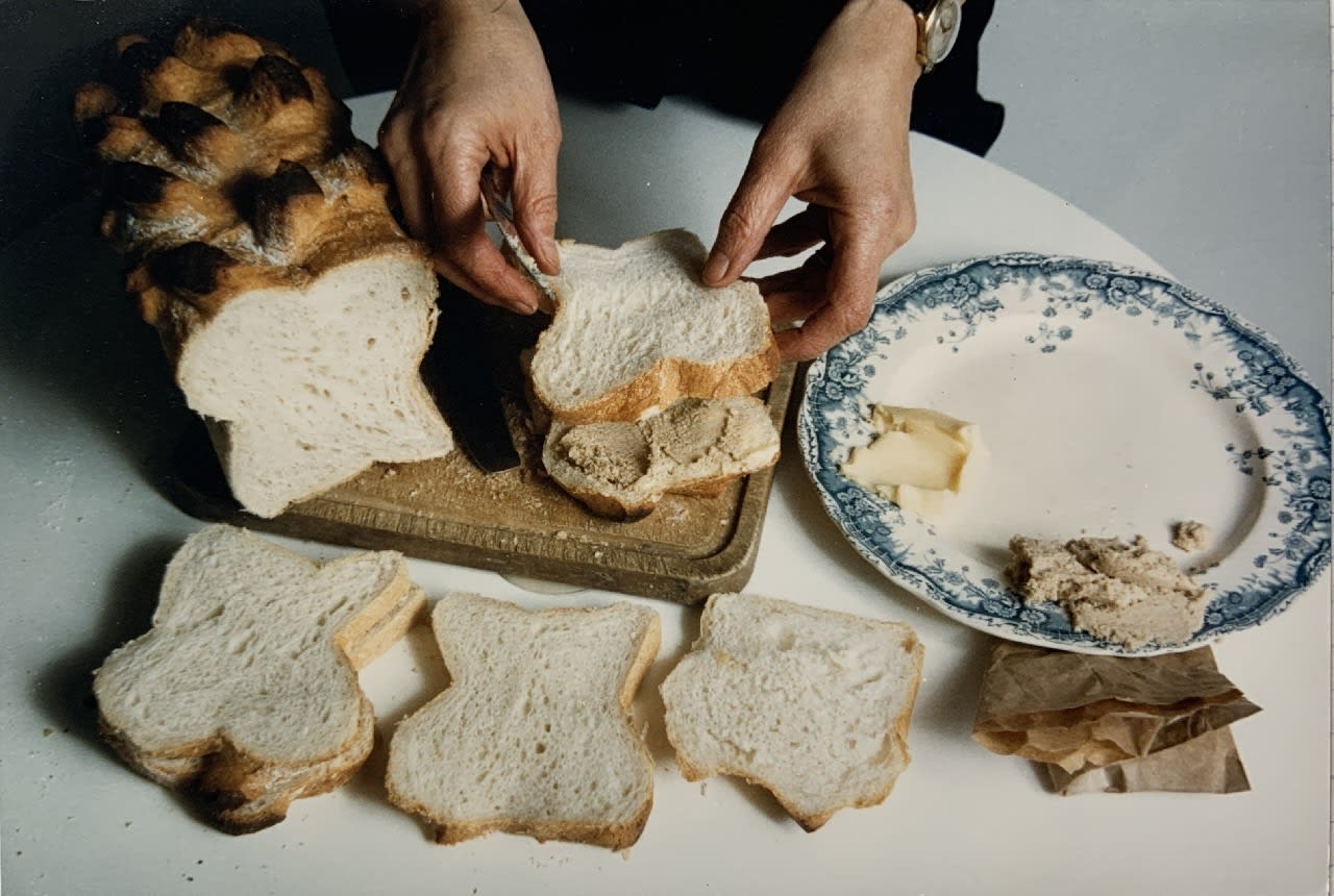 Jo Spence, Photo therapy: Double Shift/ Double Crossed/ Double Bind : Buttering Bread, 1984