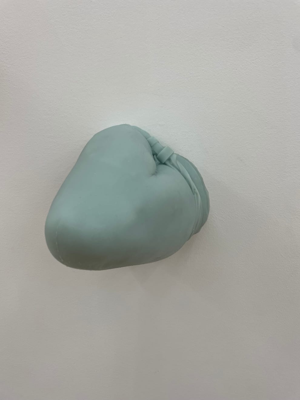 Martha Friedman, Nudge 3 , 2024