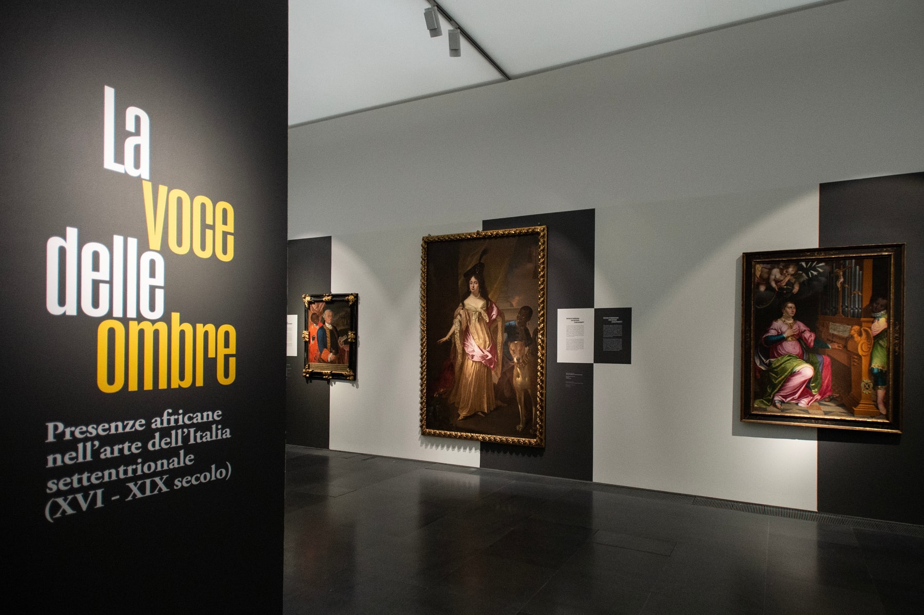 Salomon Adler, Portrait of a noble woman with a dark servant and a dog