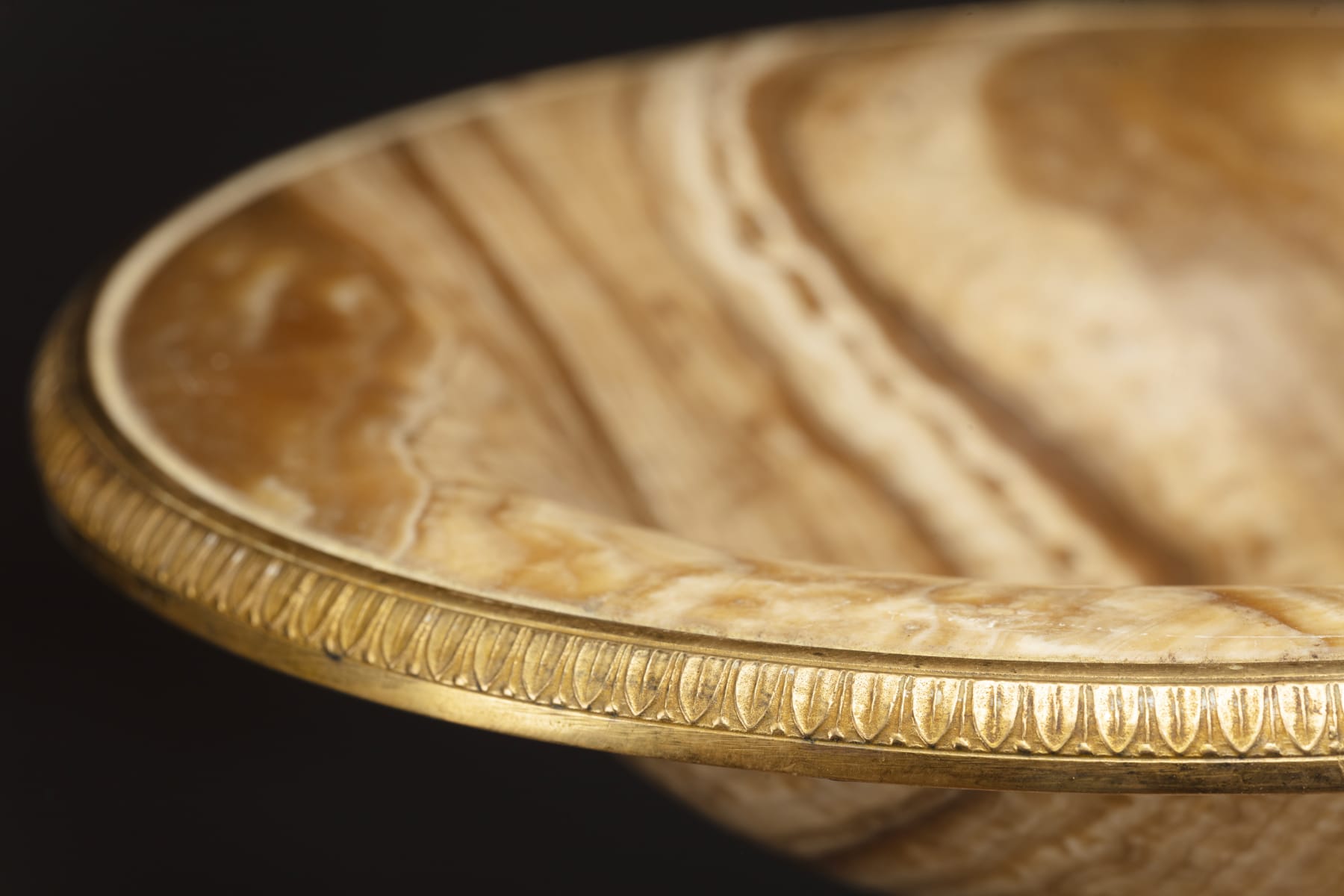 A pair of Neoclassical carved chalcedony tazza, Italy, Rome, 19th century