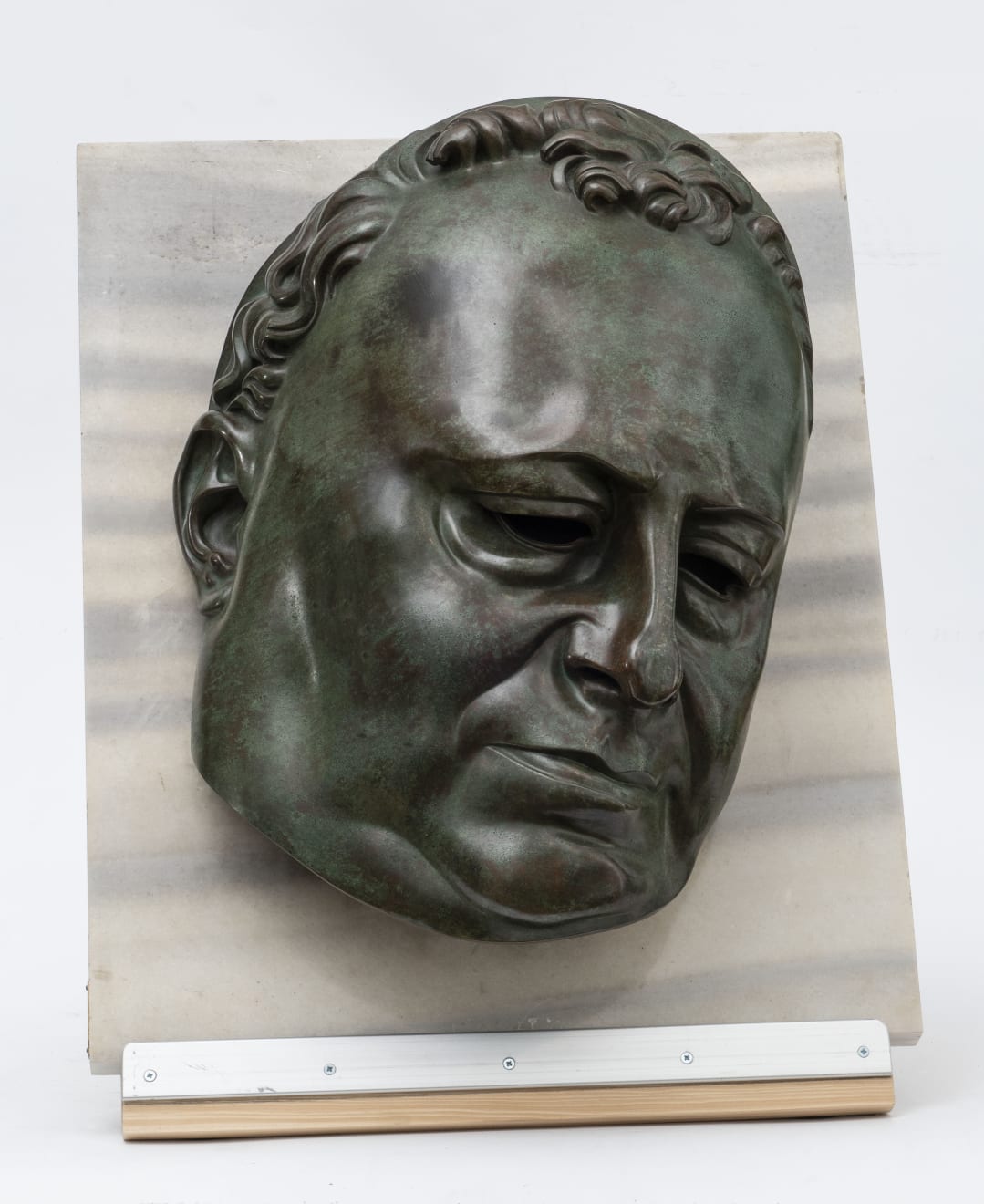 Adolfo Wildt, MASCHERA DI CESARE SARFATTI, 1928