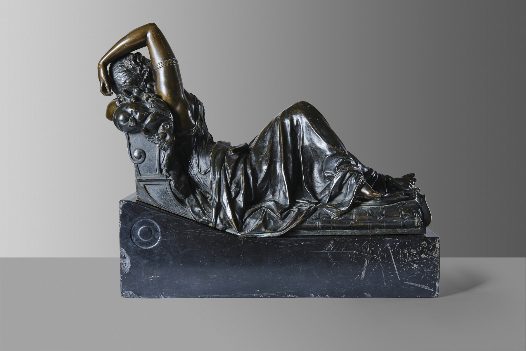 Bronze sculpture depicting abandoned Ariadne, end of XIX century