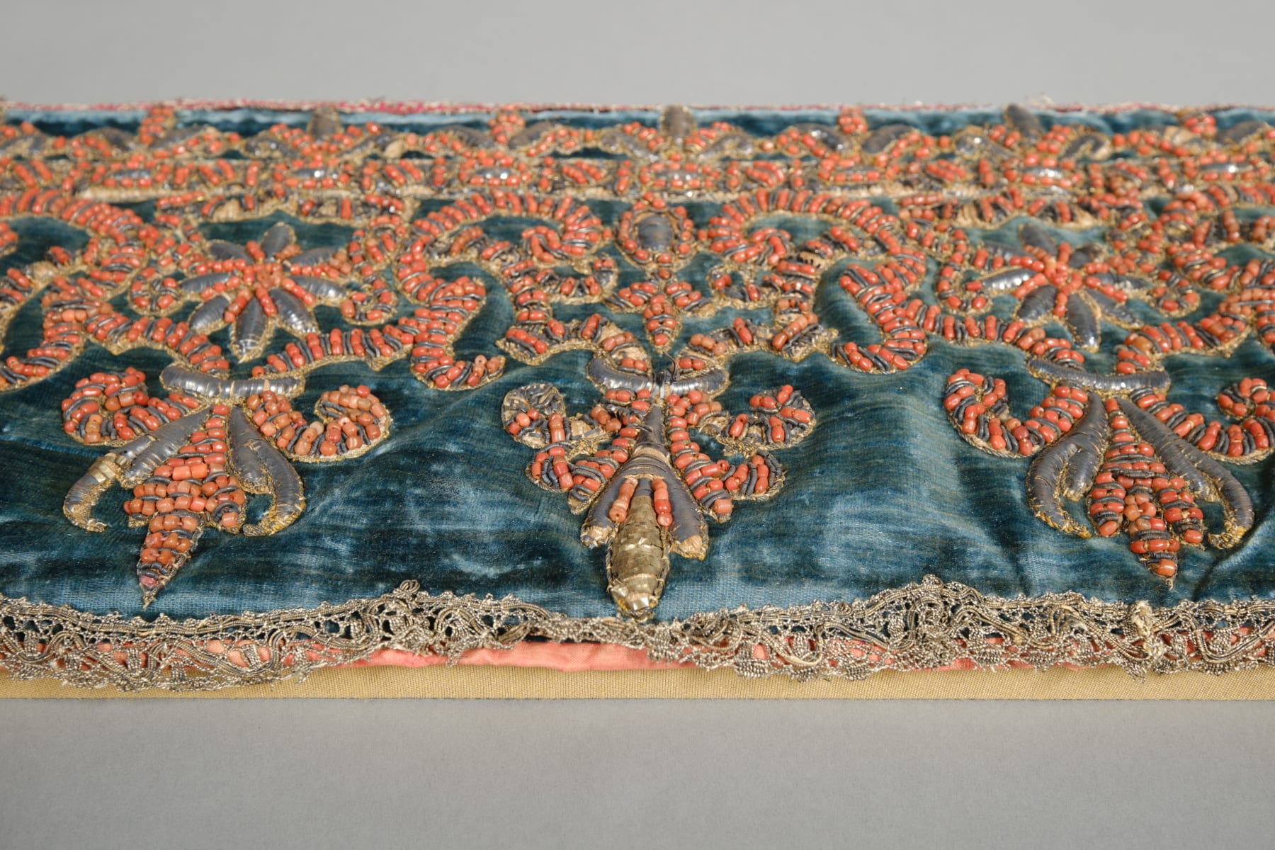 Giovanni Rassanelli called il Fiorentino (attr.), EMBROIDERED FLOUNCE, Trapani, late 17th century