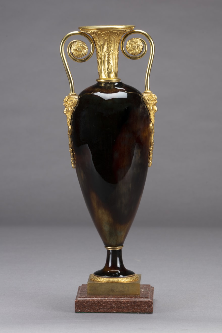 Dihl e Guérhard, Double handle vase , Parisian manufacture, late 18th century