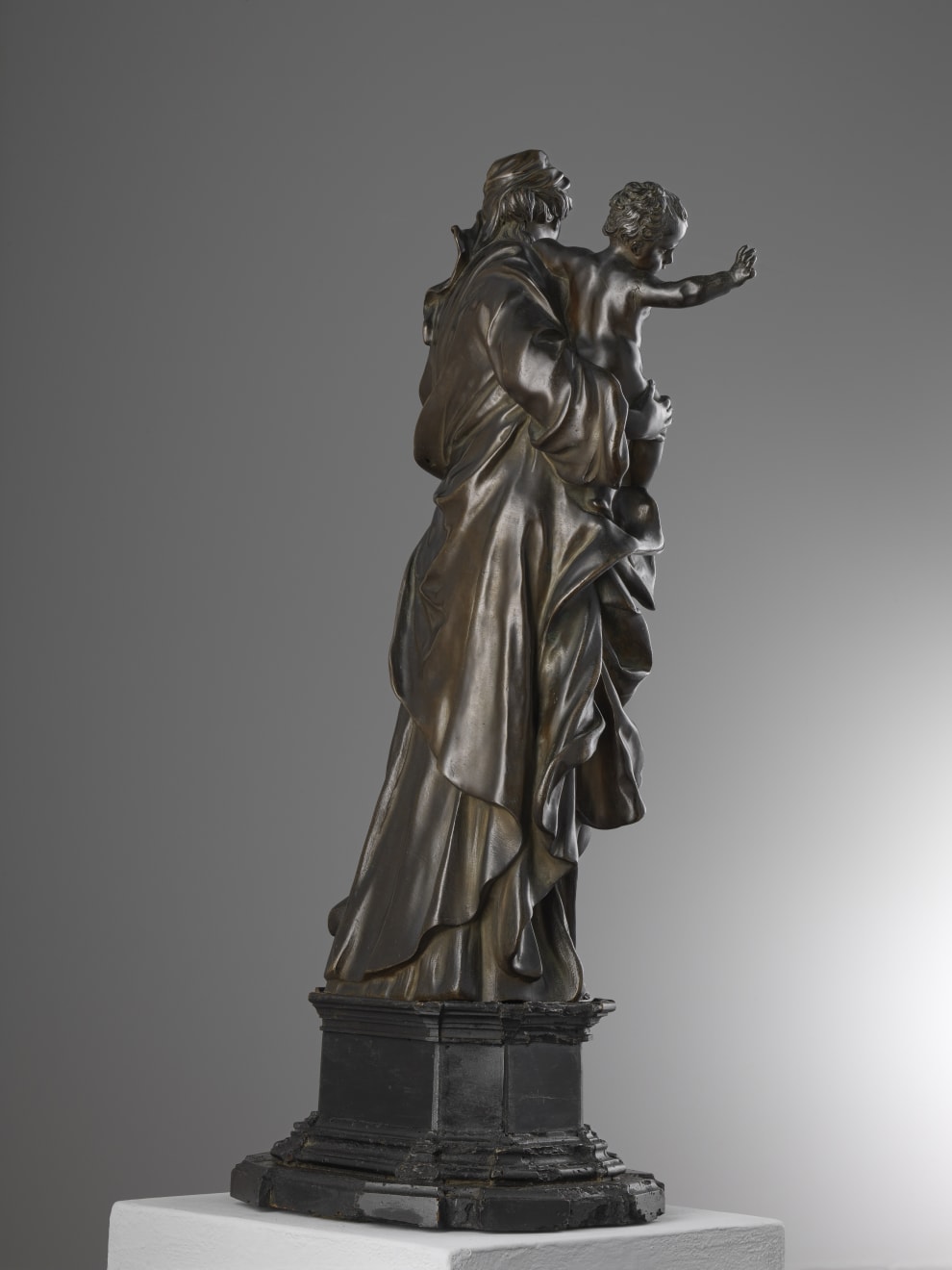 Alessandro Algardi, MADONNA CON BAMBINO