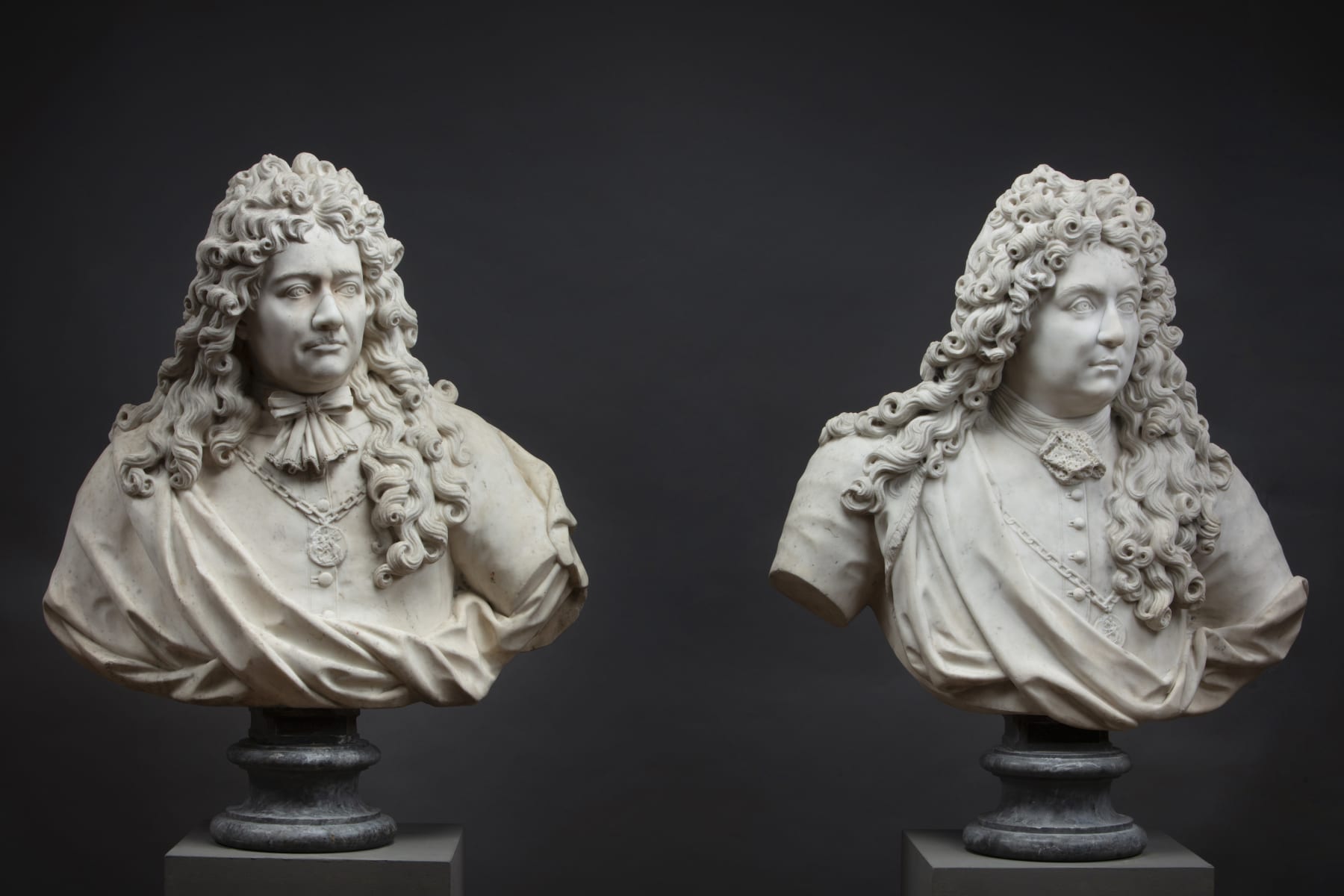Antoine Coysevox, A Pair of Marble Busts of French Noble men , 18th century