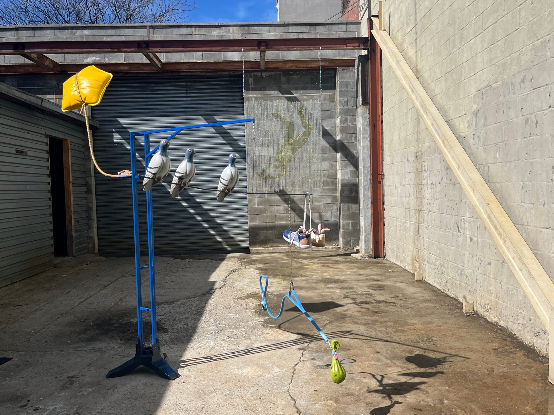 Stuart Lantry, Birds of a Feather, 2024