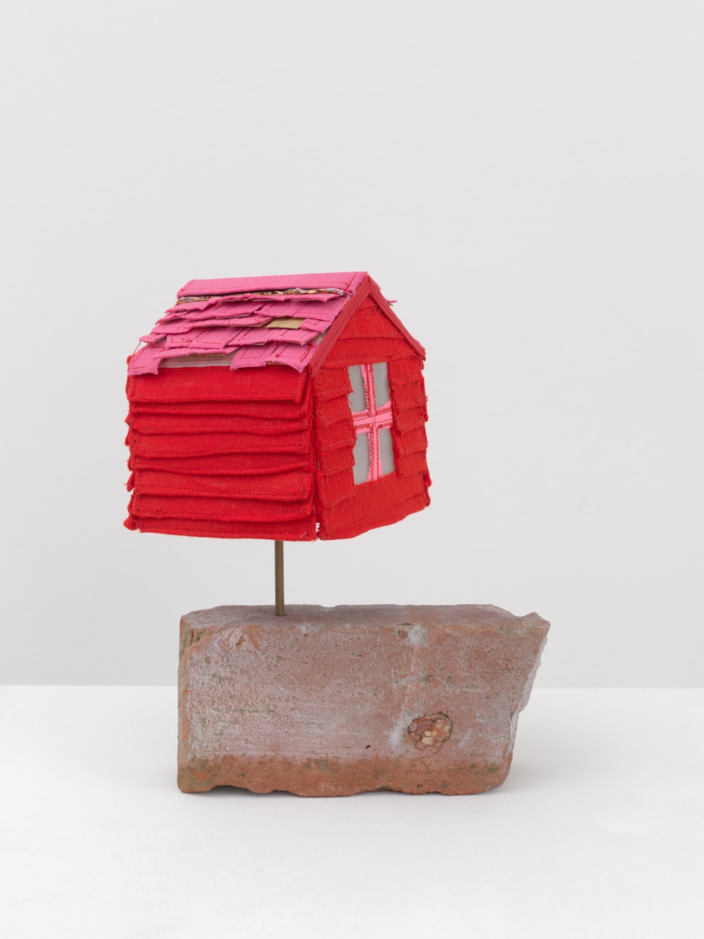 Tania Alvarez, Crimson, 2024