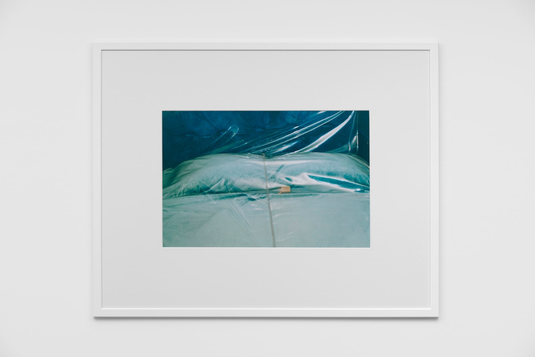 Lorena Lohr, Untitled (Blue Bedroom, Graceland), 2018