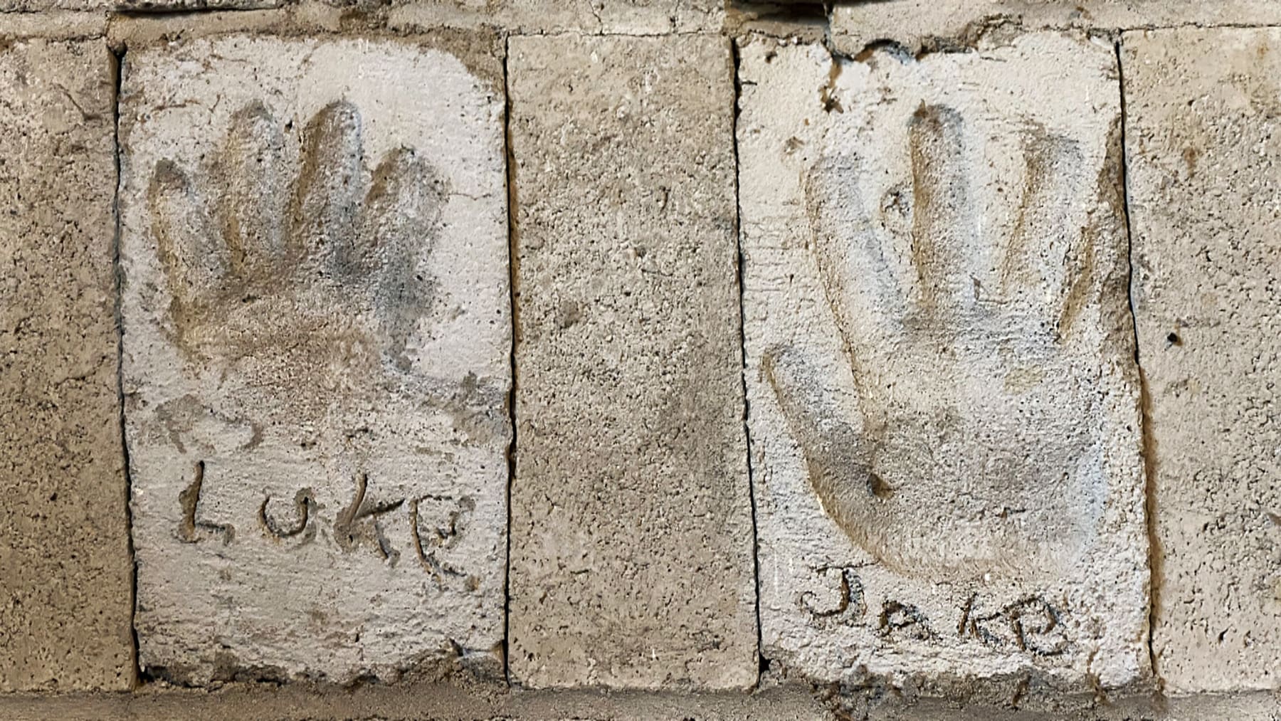 Mary Lucier, Leaving Earth, 2024