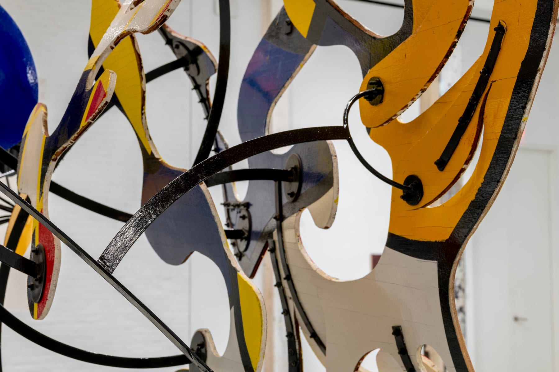 Judy Pfaff, Es Possible, 1989