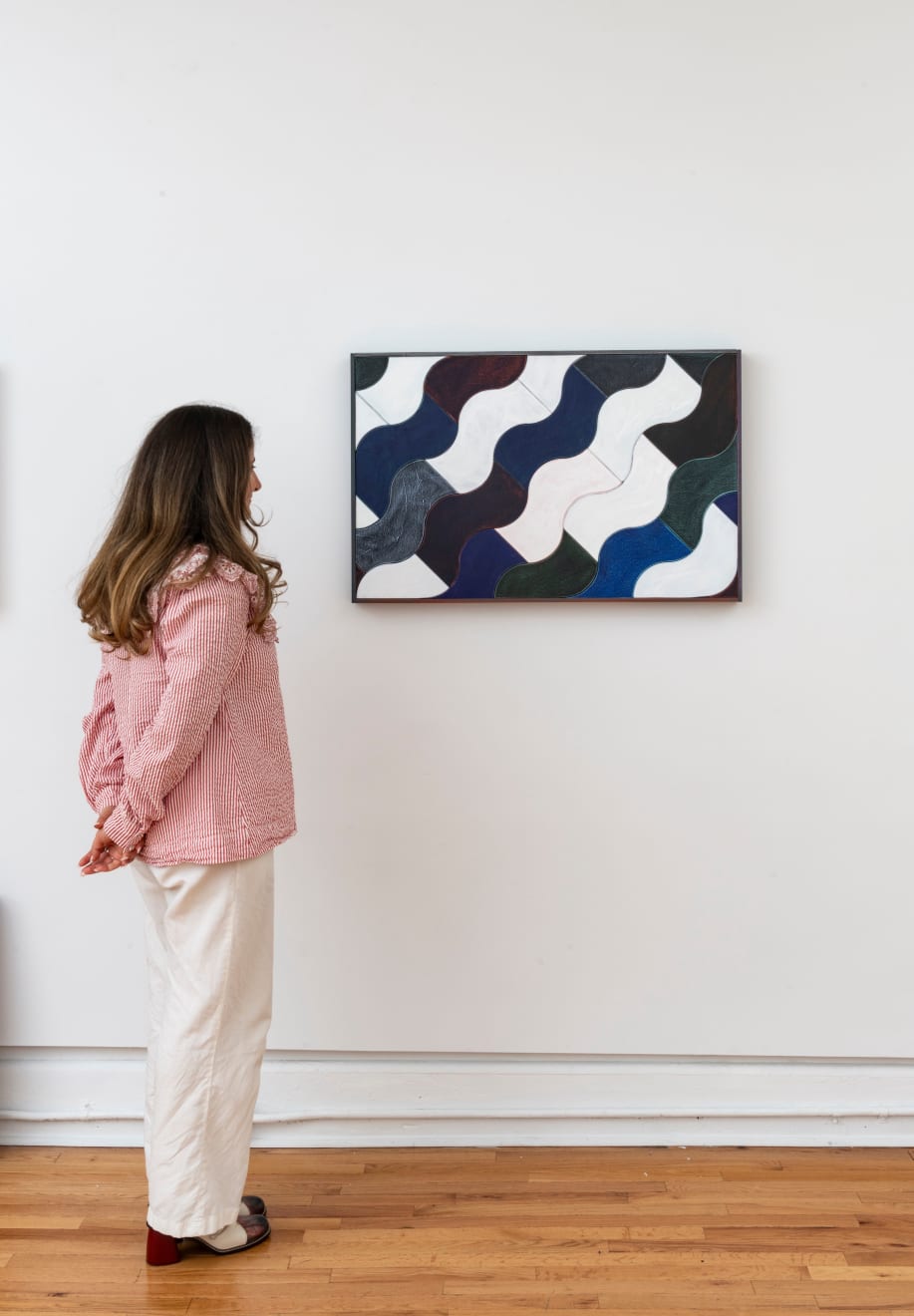 Mark Sengbusch, Blue White Bug, 2023