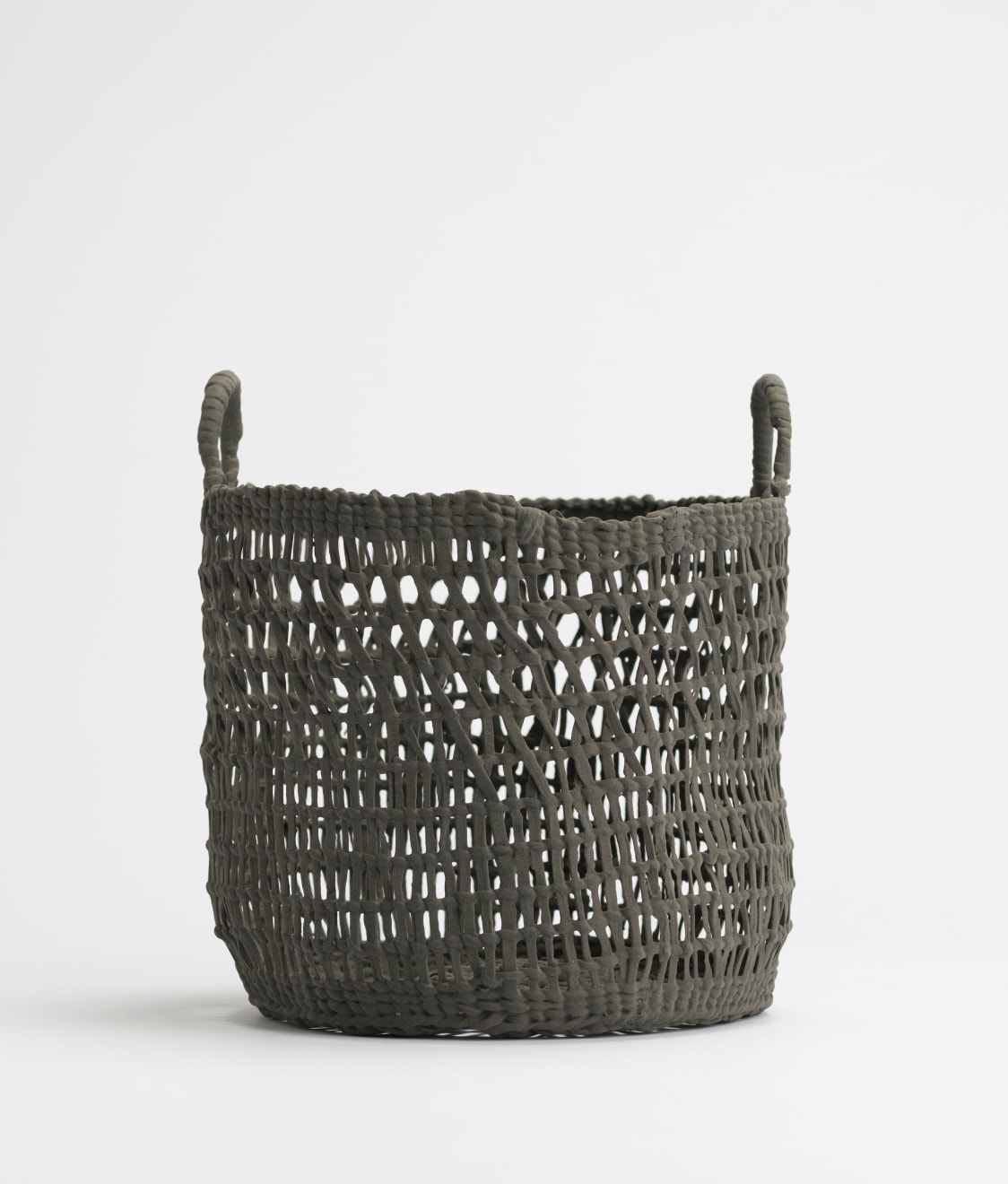 Sara Siestreem (Hanis Coos), transtemporal clam basket, 2022
