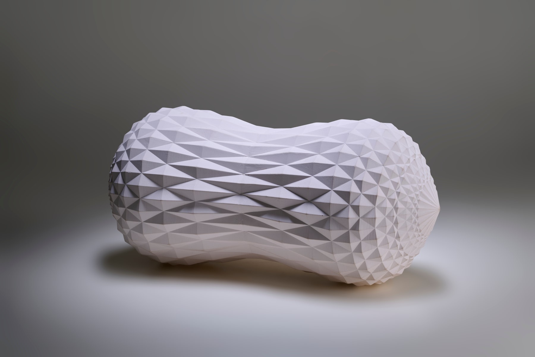 Sahand Hesamiyan, Moon, 2022