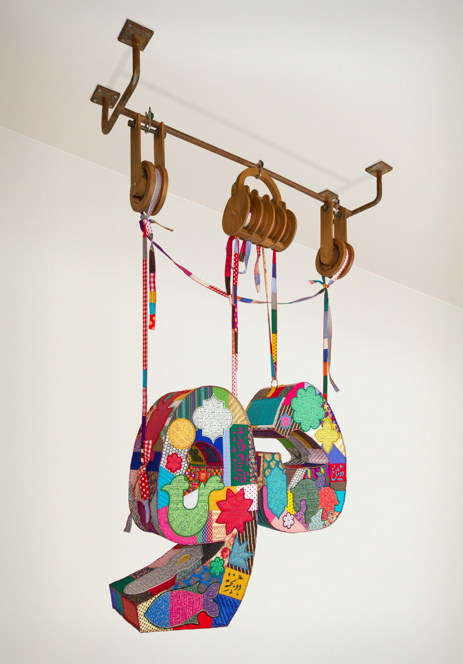 Homa Delvaray, Two, 2018