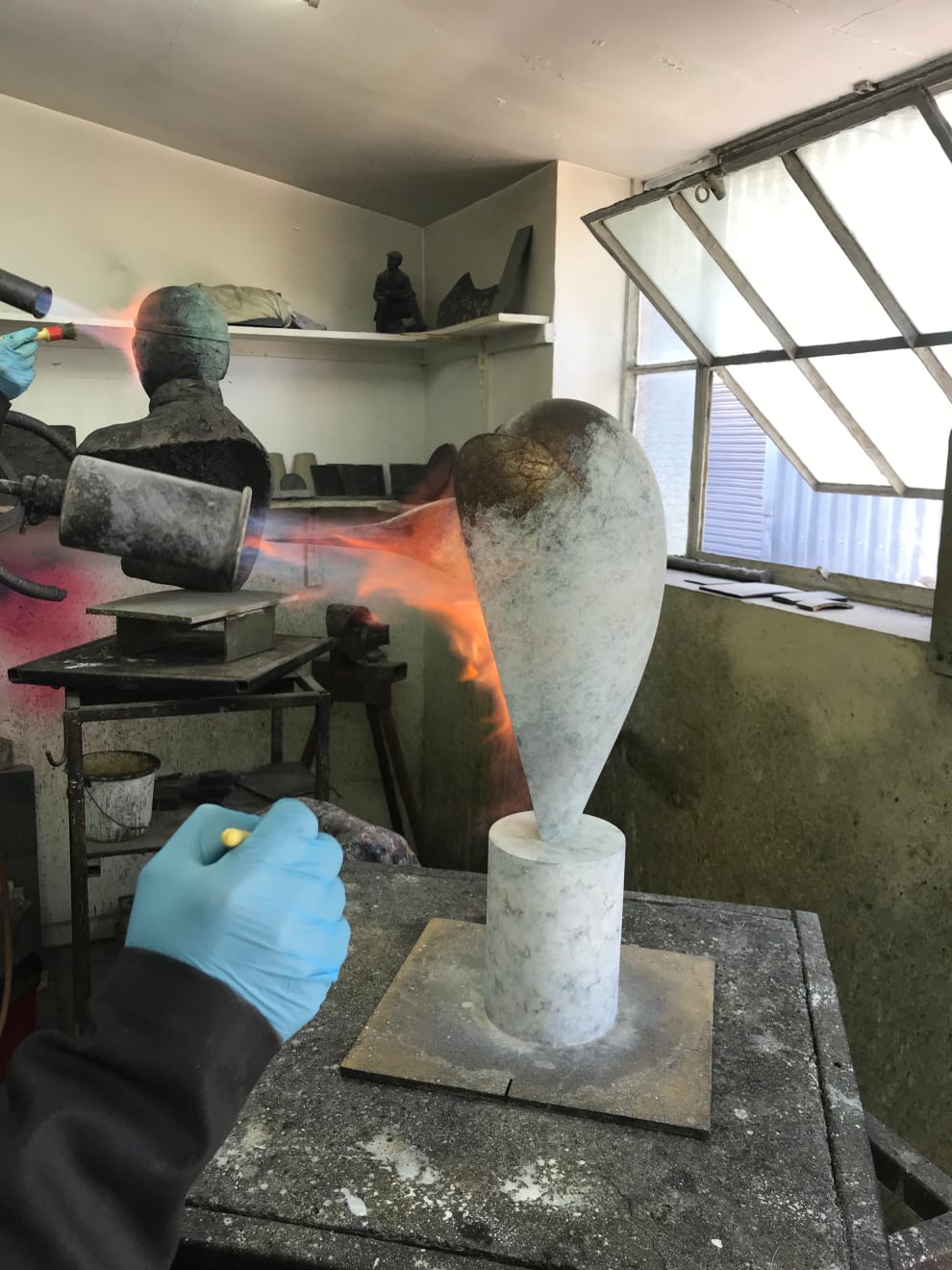 Anthony Theakston - Praedari