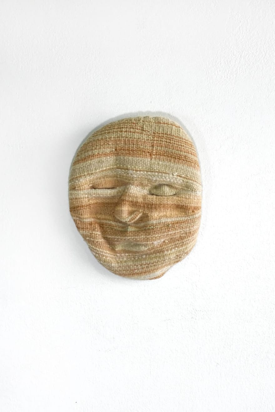 José Pérez, Cara tintes naturales (Natural dyes face), 2022
