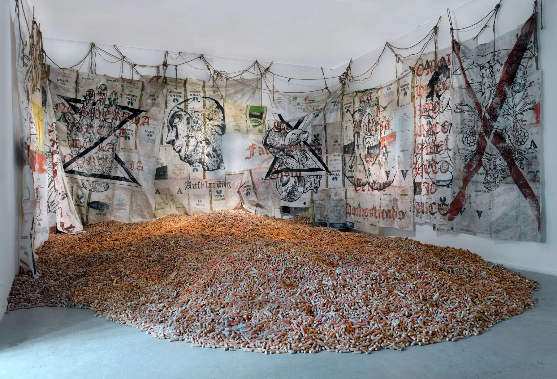 Jose Yisa, E.R.H.A (El robo de Hispano América), 2015