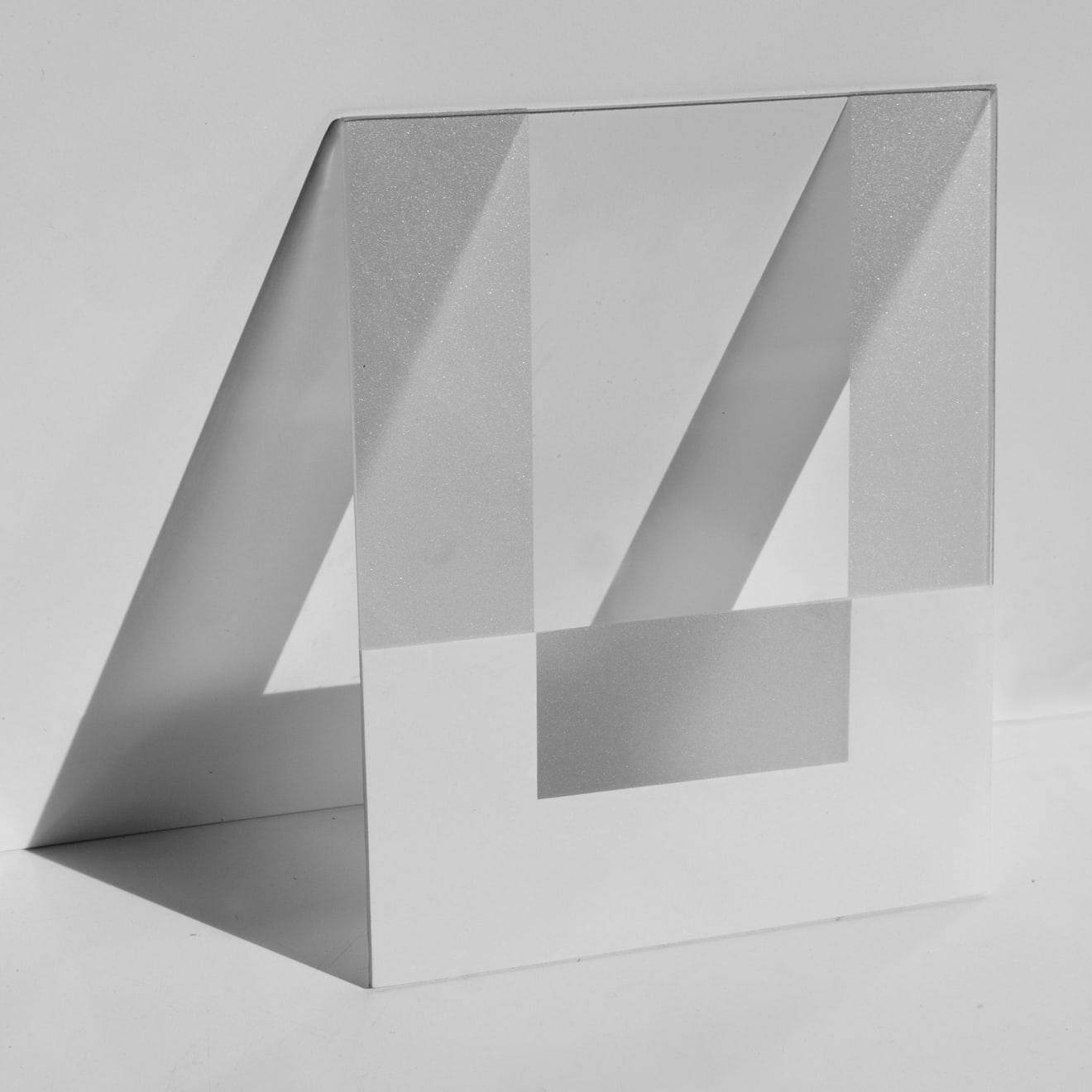Catalina Torres, Escultura de luz No. 1 (Light sculpture No. 1), 2016