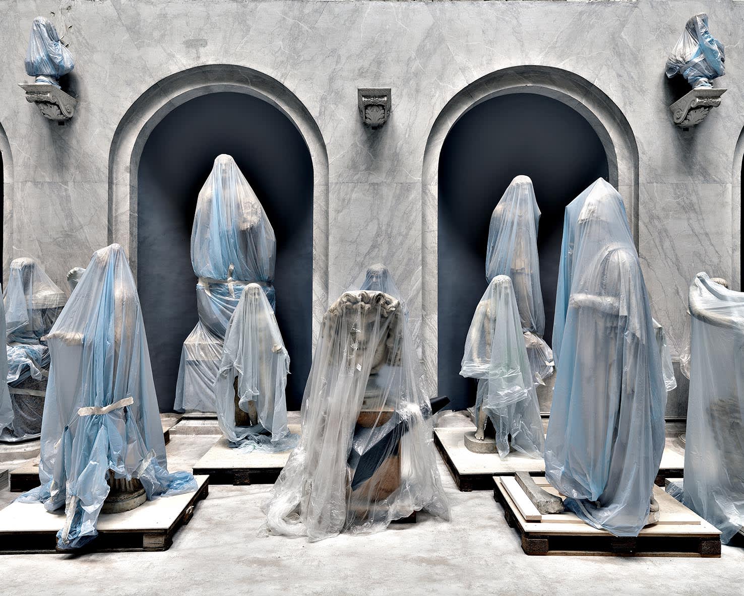 Massimo Listri, Musei Vaticani Under Construction, 2014