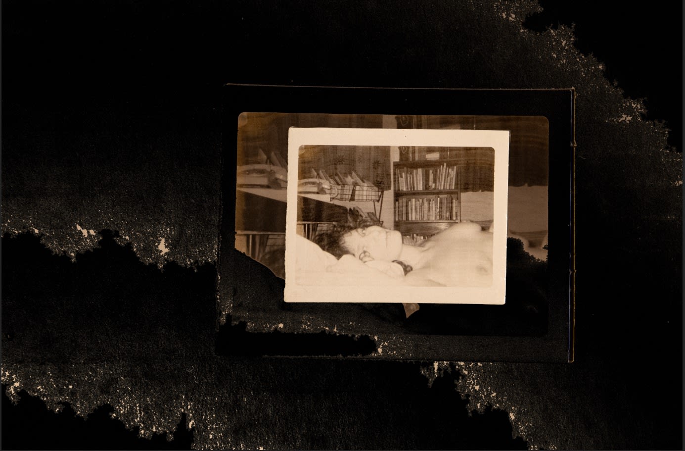 Xandra Ibarra, Be with Her, part of the photographic series A Scarlot Mouth Dawns, 2023