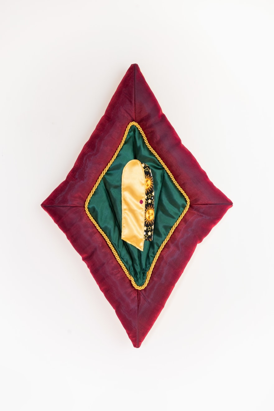 Hemaseh Manawi Rad, At the Door, 2022