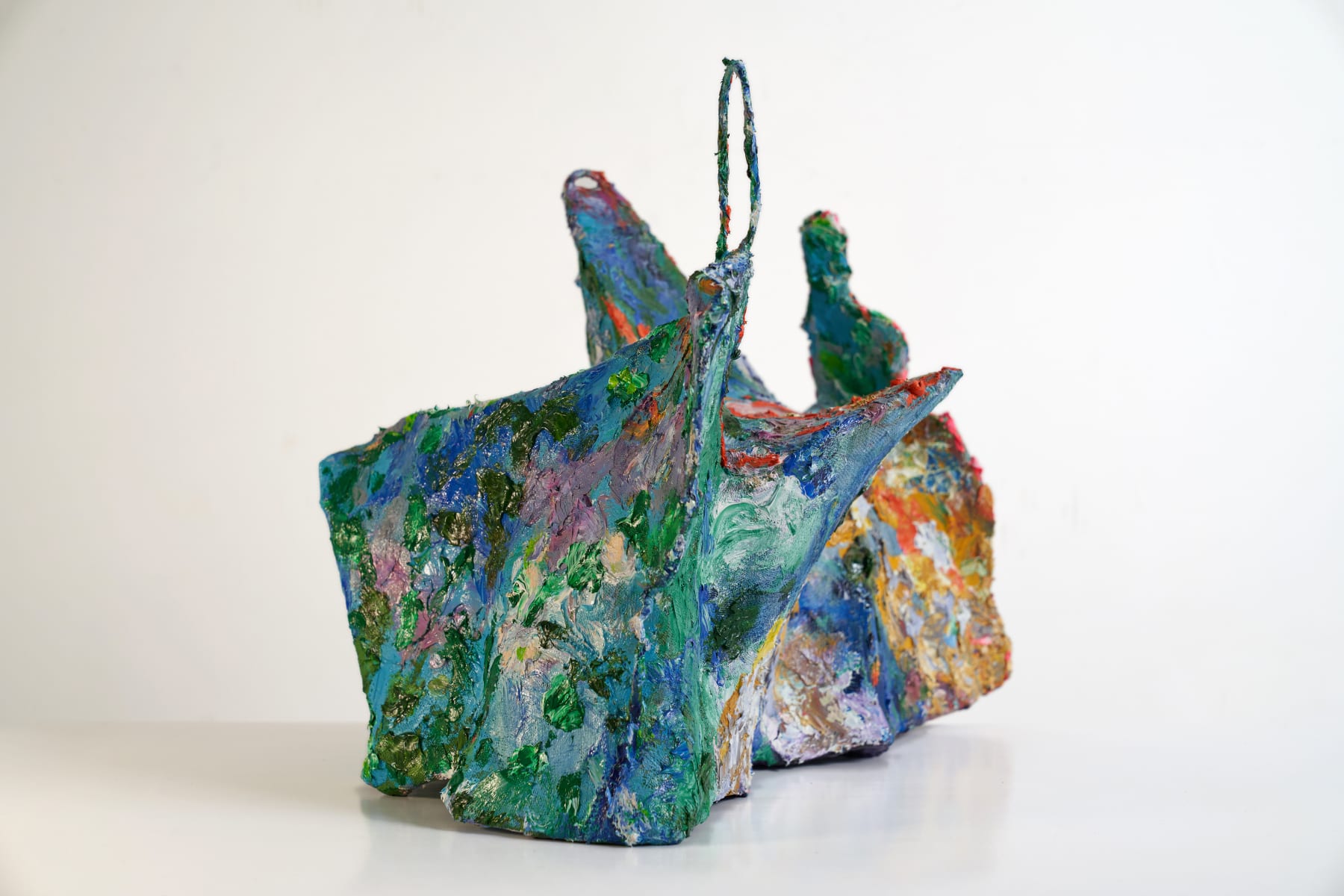 Hoang Duong Cam, Divided island, 2018