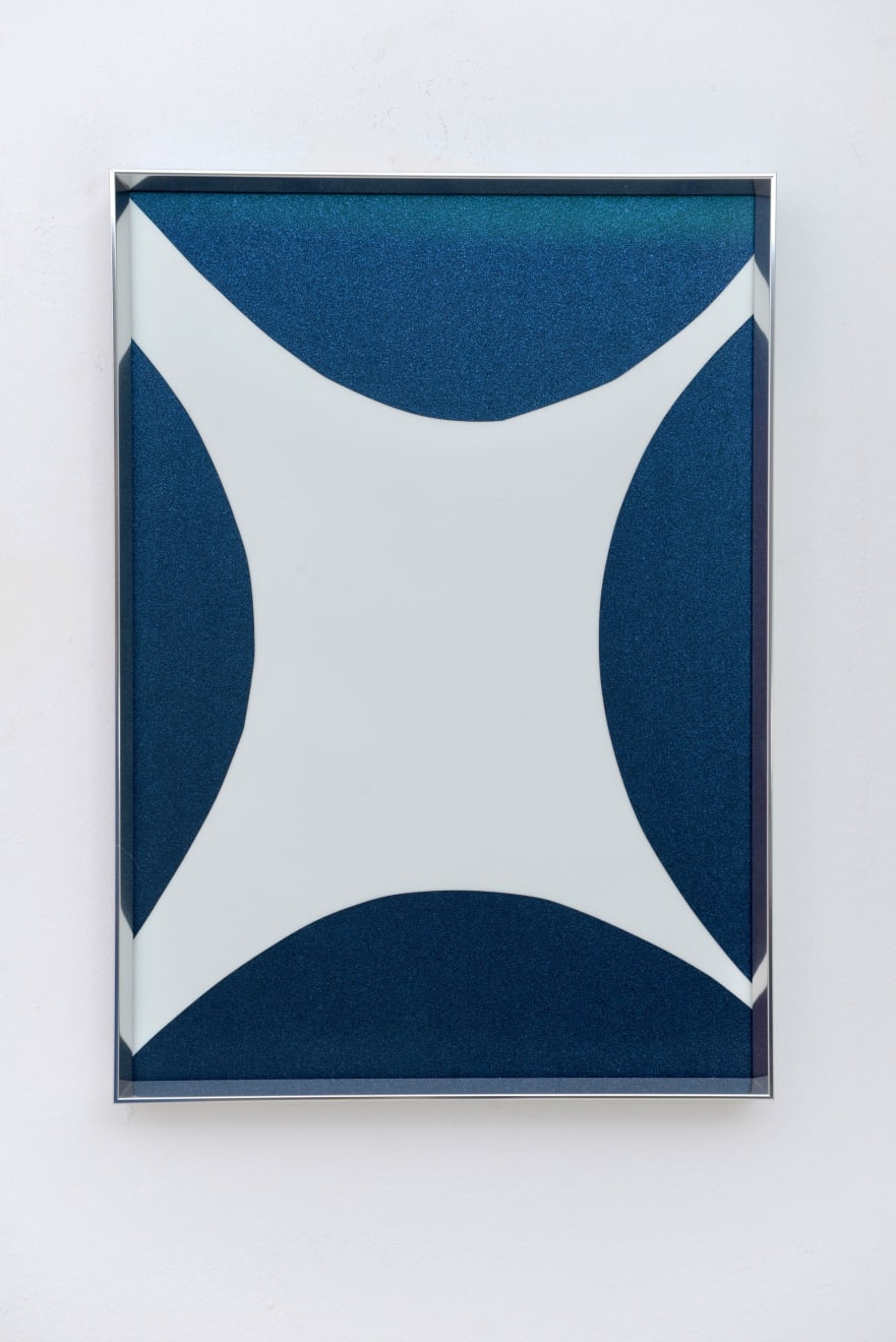 Regine Schumann, fluo cut #106, 2024