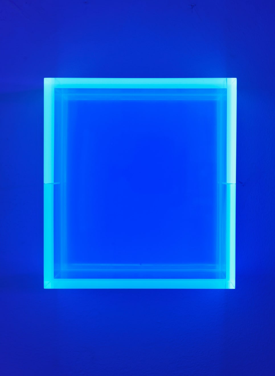 Regine Schumann, colormirror rainbow blue neuschwanstein, 2022