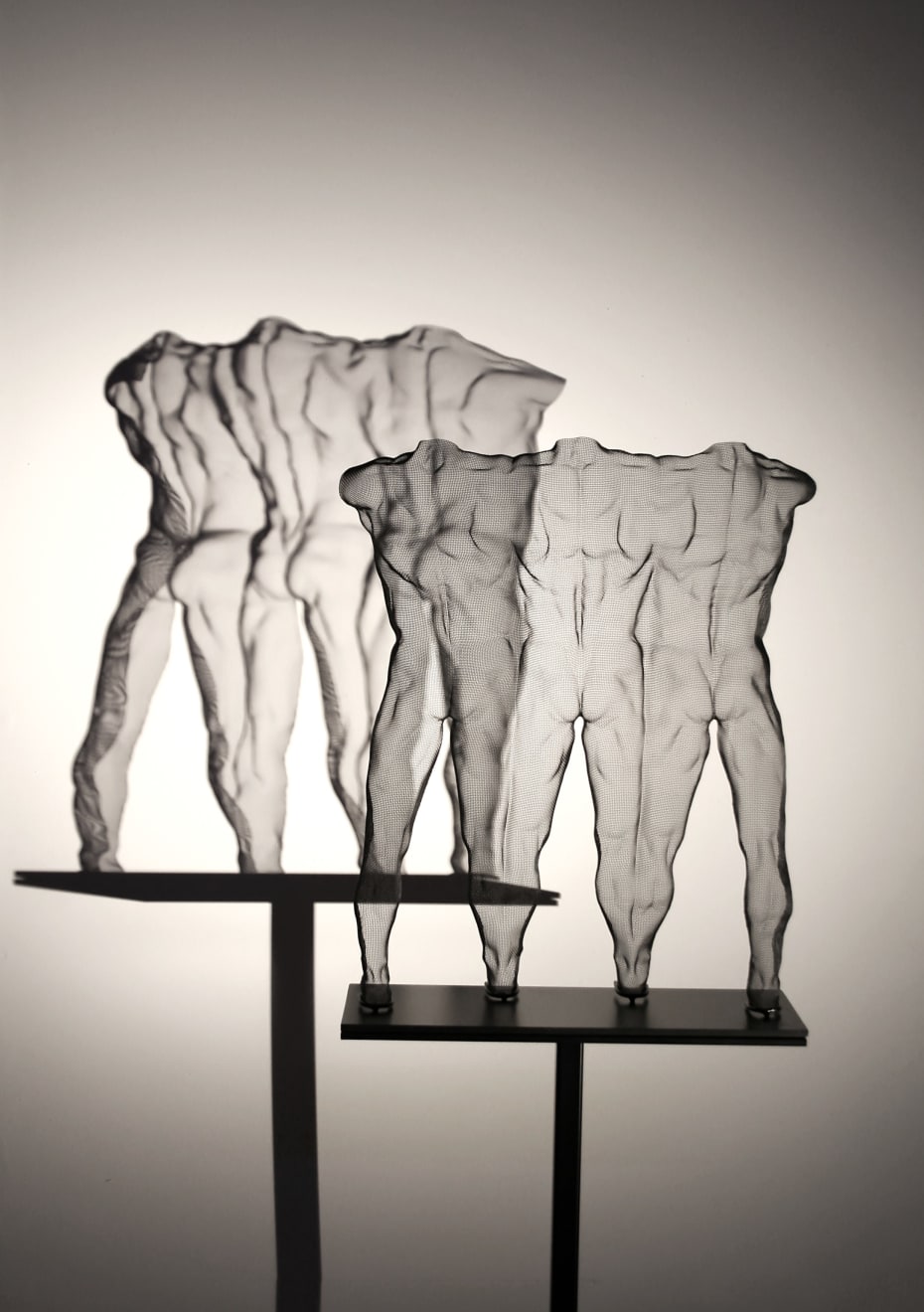 David Begbie, THRIEZE w/ pedestal, 2021