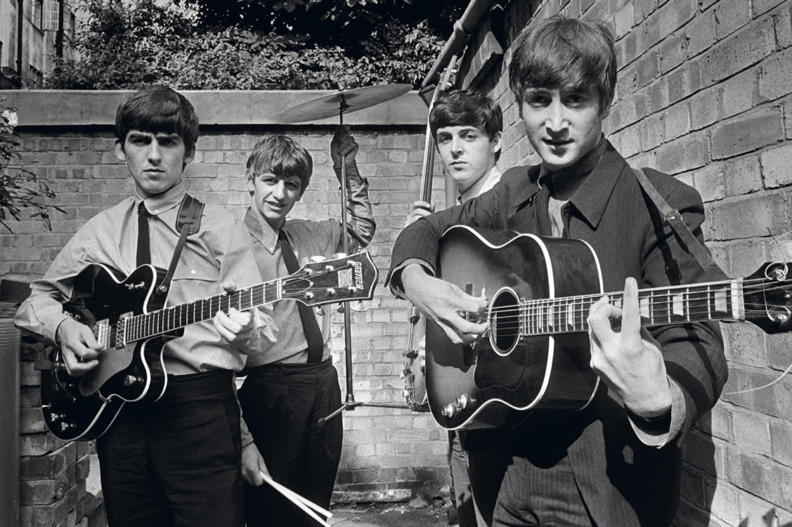 Terry O'Neill, The Beatles at the Backyard of Abbey Road Studios , 1963
