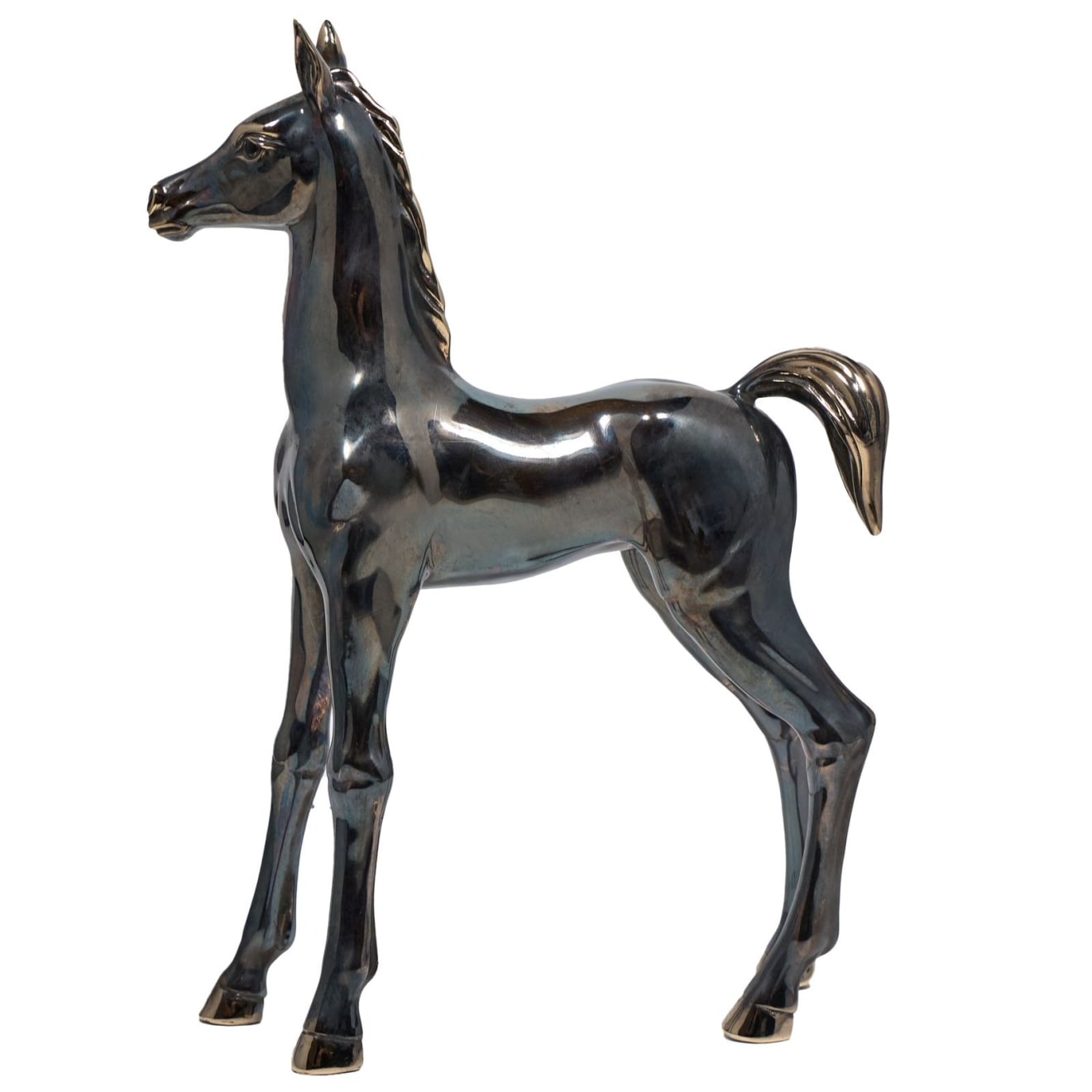 100% hand crafted bronze sculpture of a foal. Patinated bronze, 20 cm.