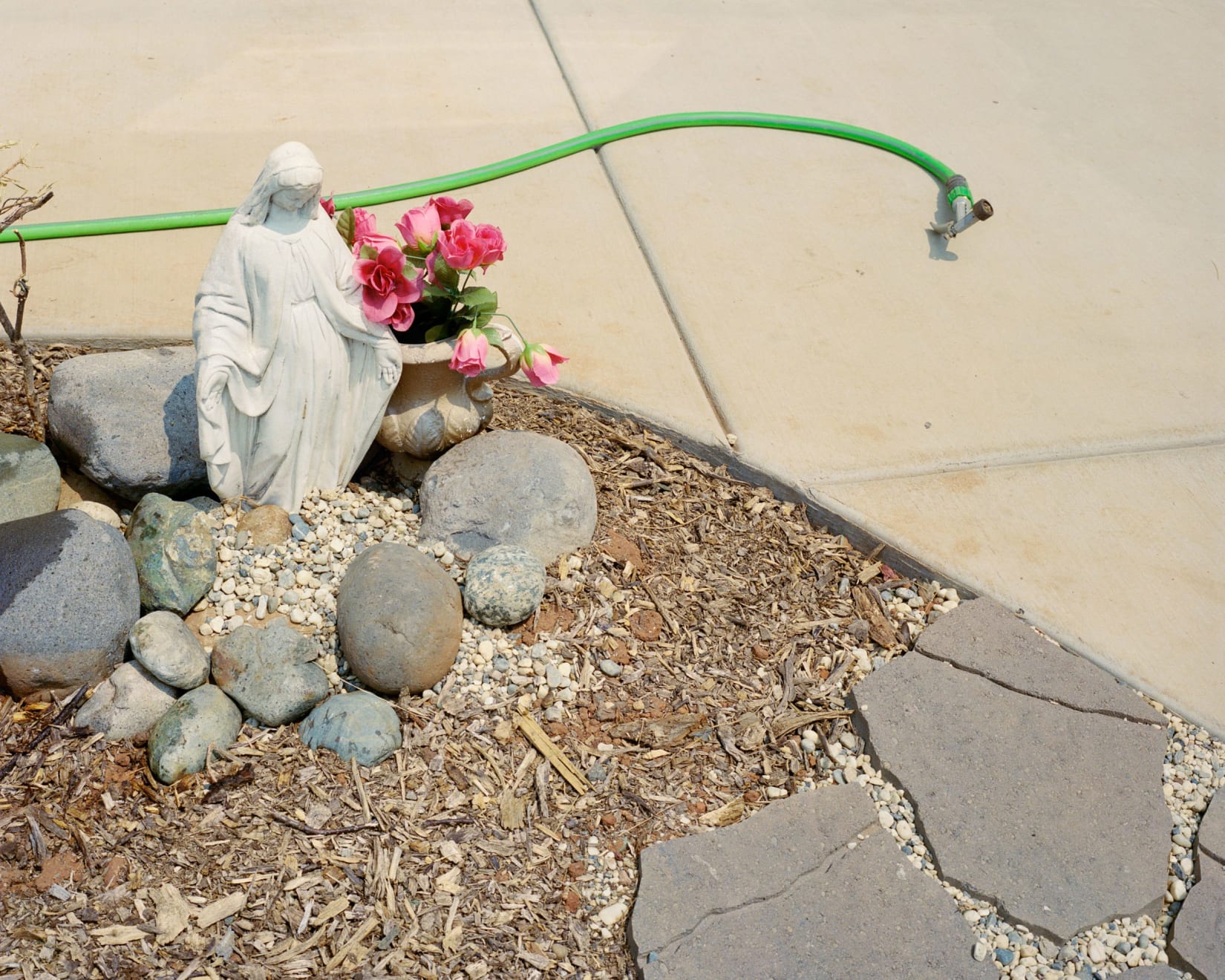 Maxime Riché, Maria's garden, from the series Paradise, 2021