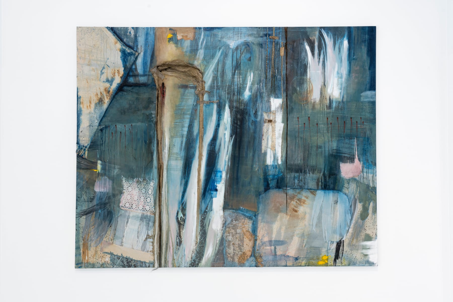 Sunneva Ása Weisshappel, "Flagð undir fögru skinni" / "The dogs shall eat Jezebel", 2023