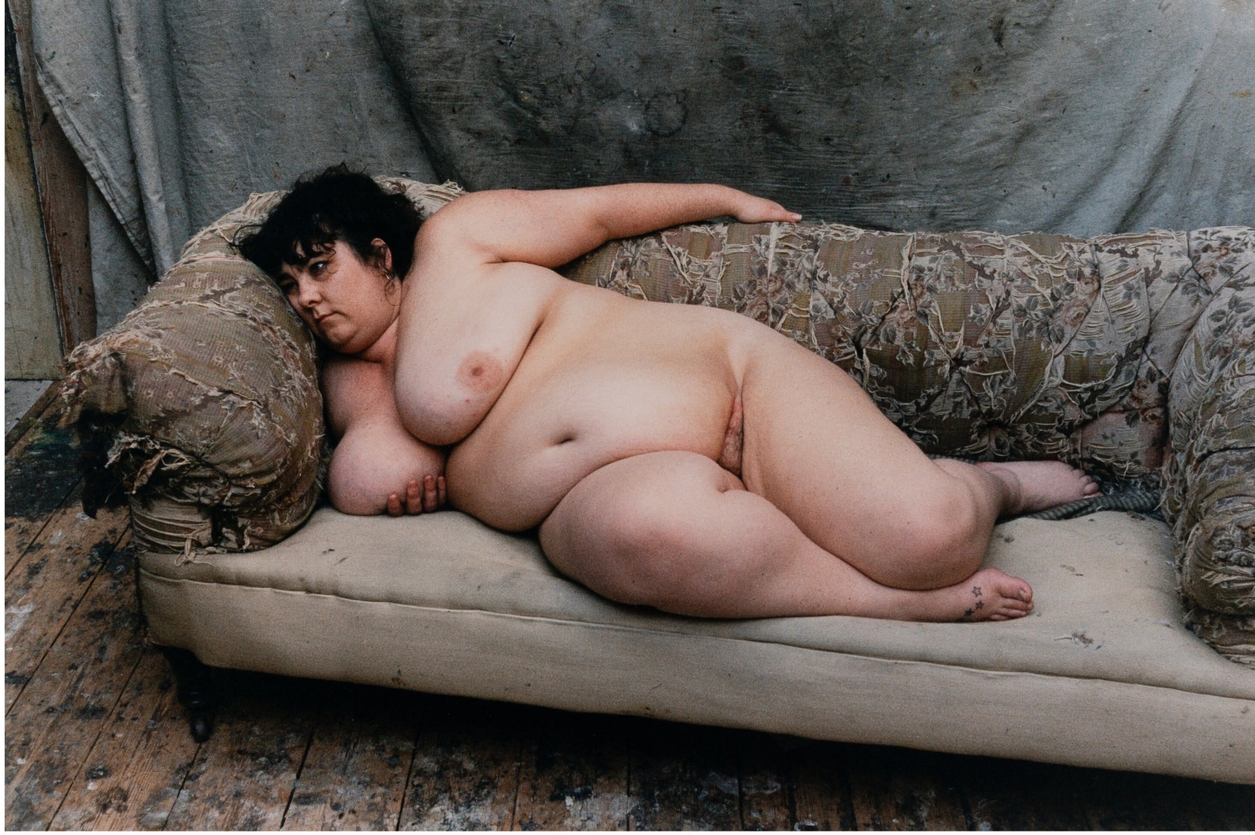 Bruce Bernard, Sue Tilley Posing for Lucian Freud, 1995
