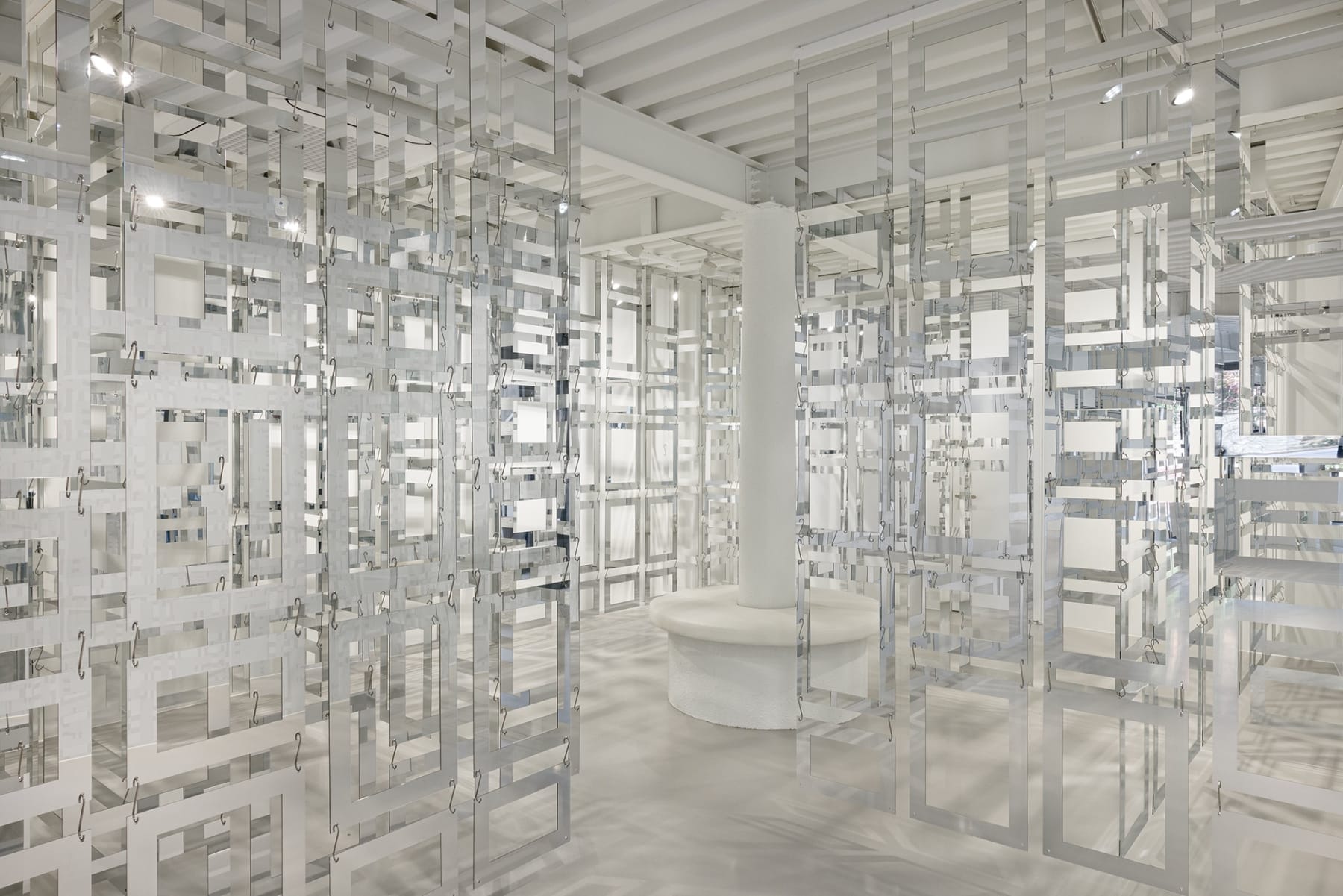 Carla Arocha and Stéphane Schraenen, Wasp Nest, 2024