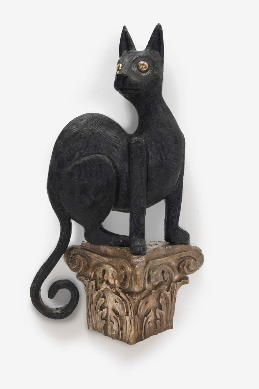 Lorenzo Lorenzetti, Gargoyle (cat on cornice)