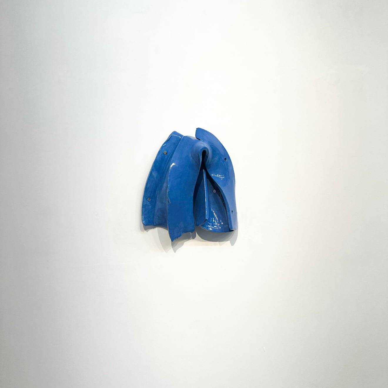 Kyong Kim, Waiting Room, 2022