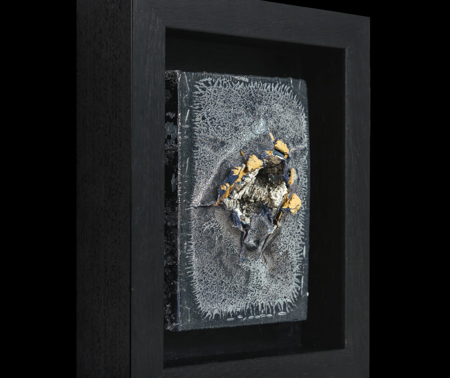 Lauren Baker, Cracks In The Centre Of The Universe, 2018