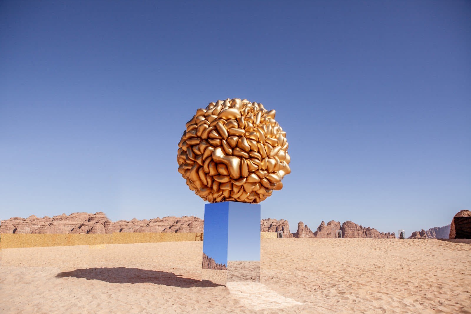 Frequency Of The Sun, 4M - Desert Installation, 2020