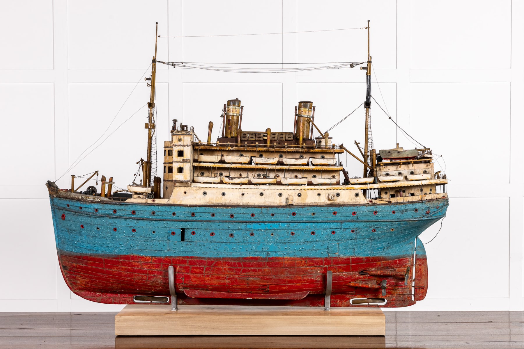 Large Scale Early 20th Century Shipbuilders Model of Sant'Antonio Steamship