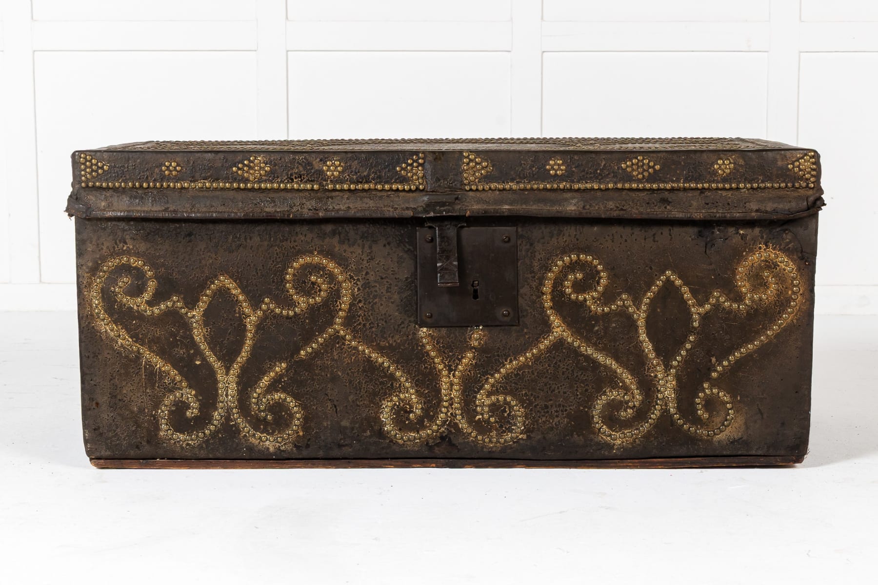 17th Century Spanish Leather Chest/Trunk