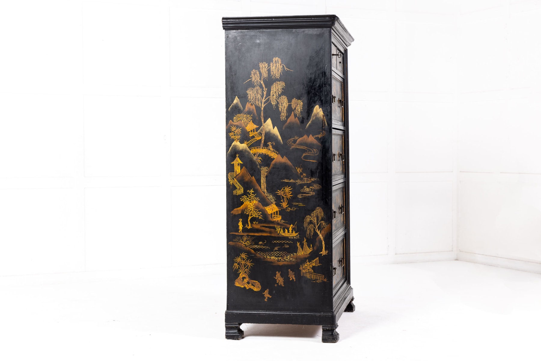19th Century French Chest of Drawers with Chinese Lacquer Panels